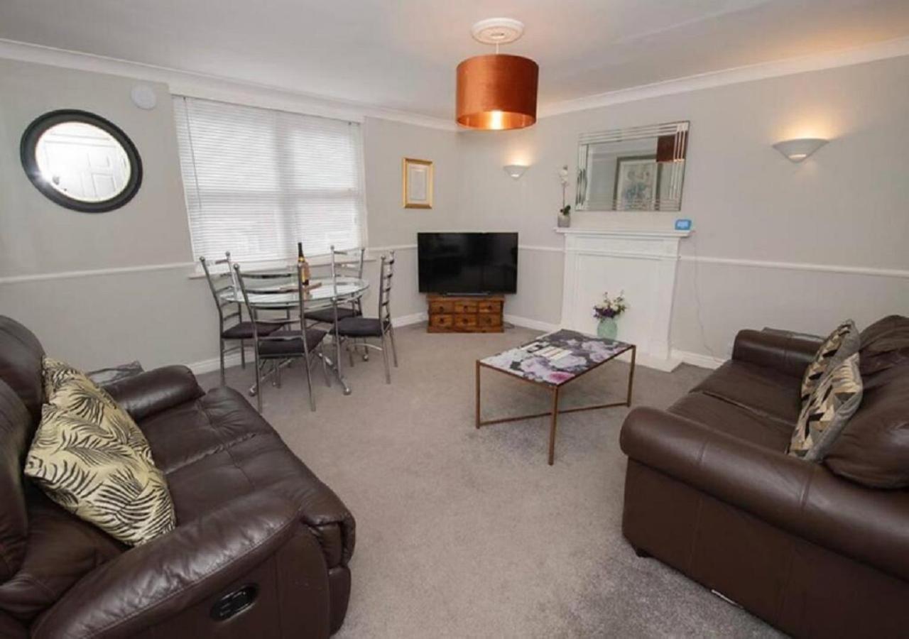 Appartement Pelican-stylish 2-bed Close To & Town *